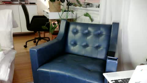 Chris online show from 10.12.25