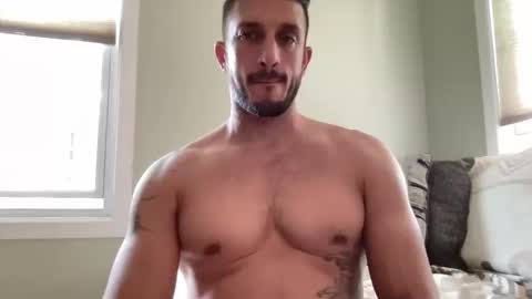 Snapshot of hard_runner_ chatting on 09.29.25 hard_runner_ online show from 09.29.25