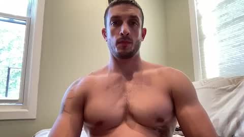 Snapshot of hard_runner_ chatting on 10.06.25 hard_runner_ online show from 10.06.25