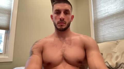 Snapshot of hard_runner_ chatting on 11.10.25 hard_runner_ online show from 11.10.25