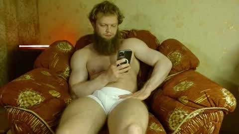 Valentino Hard online show from 10.08.25