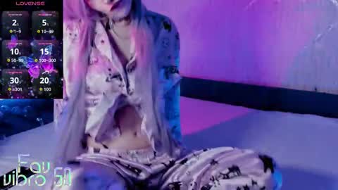 Snapshot of hardcore_hentai chatting on 11.08.25 Mia online show from 11.08.25