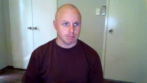 Snapshot of hardon911 chatting on 02.10.25 Stand Lee online show from 02.10.25