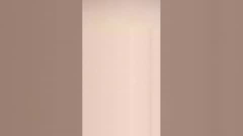 NibblesOnNipples online show from 03.10.26