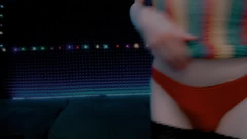 Miss Hardy online show from 04.06.26