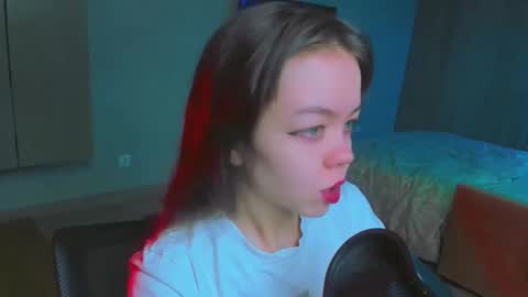 Snapshot of haribo_asmr chatting on 01.19.25 Miss Hari online show from 01.19.25