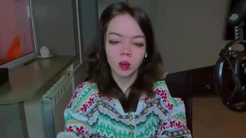 Snapshot of haribo_asmr chatting on 02.15.25 Miss Hari online show from 02.15.25