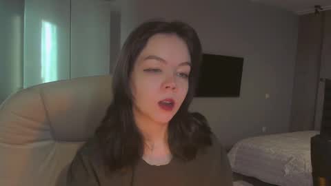 Snapshot of haribo_asmr chatting on 11.11.25 Miss Hari online show from 11.11.25