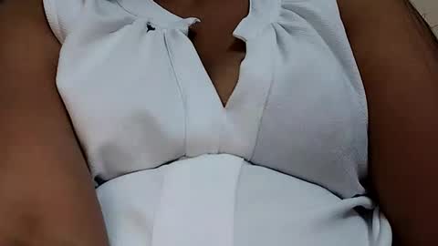 Snapshot of harleensexy26 chatting on 03.04.25 Sweety online show from 03.04.25