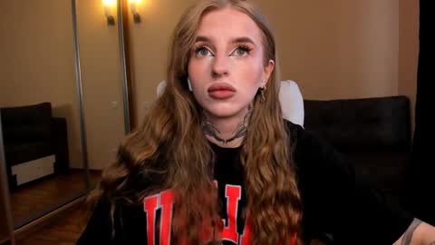 Julia online show from 04.19.26