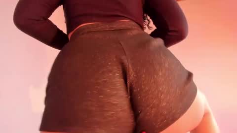 Annie online show from 12.28.24