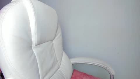 harleyqueen_robbie online show from 12.04.24