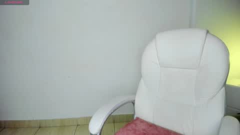 harleyqueen_robbie online show from 01.23.25