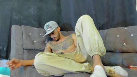 harold_999 online show from 04.01.26