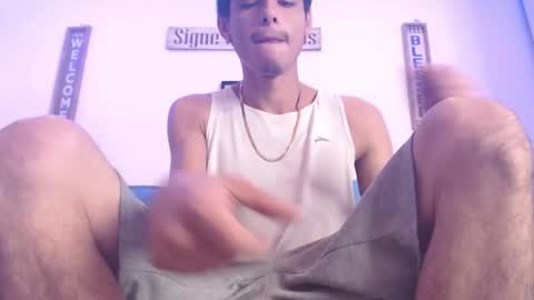 Snapshot of harrythomson1 chatting on 03.01.25 harry thomson online show from 03.01.25