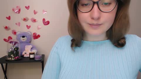 Snapshot of hartfoxx chatting on 02.04.25 hartfoxx online show from 02.04.25