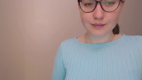 Snapshot of hartfoxx chatting on 03.04.25 hartfoxx online show from 03.04.25