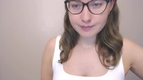 Snapshot of hartfoxx chatting on 10.16.25 hartfoxx online show from 10.16.25