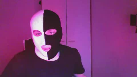 Snapshot of harvey6dent6 chatting on 03.27.26 Two-Face online show from 03.27.26