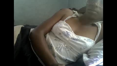 Snapshot of harysette chatting on 06.07.26 harysette online show from 06.07.26