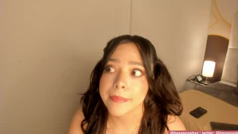 Snapshot of has_gonzalezz chatting on 04.13.26 has_gonzalezz online show from 04.13.26