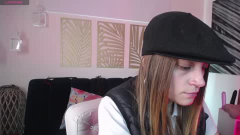 Nicole online show from 01.23.25