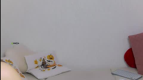 Anna online show from 09.29.25