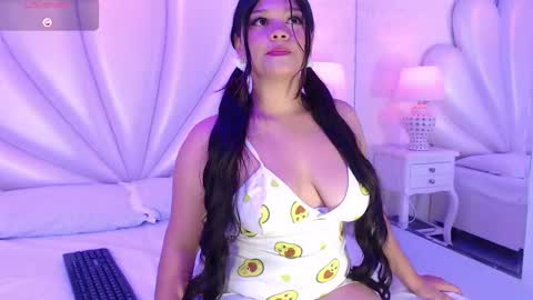 hatsajones online show from 09.26.25