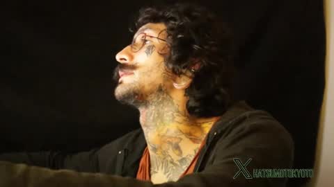 More content   2   online show from 01.23.25