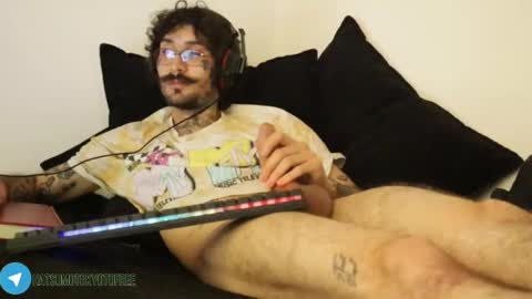 More content   2   online show from 01.28.25