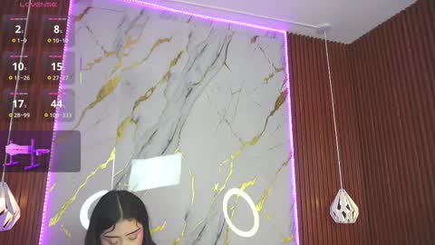 haylie  See you tonight at 8pm Colombia time online show from 03.01.25