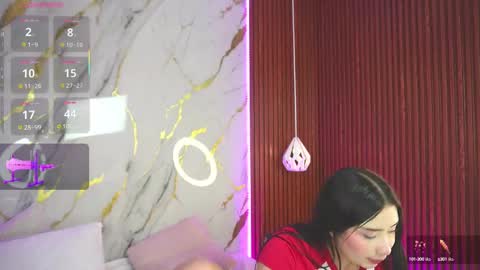 haylie  See you tonight at 8pm Colombia time online show from 03.04.25