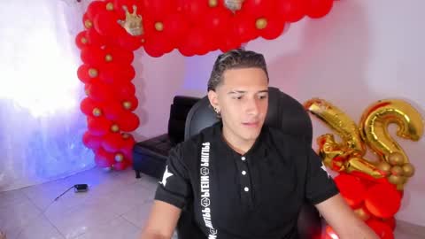 Snapshot of haydenn_boy chatting on 11.22.25 Hayen Boy online show from 11.22.25