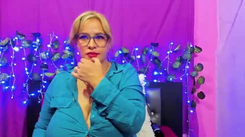 hazel online show from 03.02.25