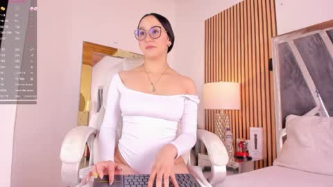  Hazel  online show from 02.19.25