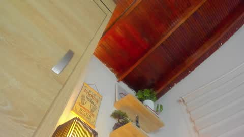 Im Hazel online show from 12.29.24