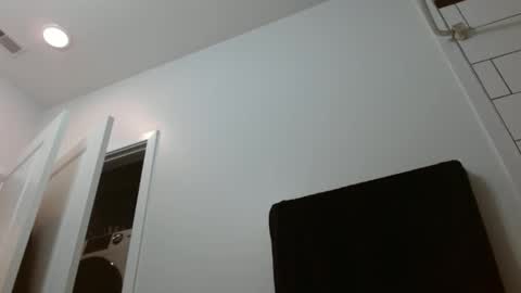 Hazel online show from 12.23.24