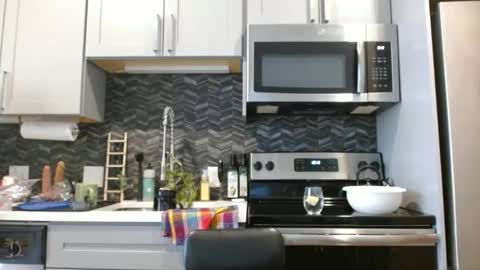 Hazel online show from 03.07.25