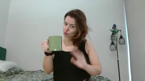 Hazel online show from 10.04.25