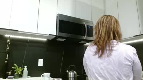 Hazel online show from 03.15.26