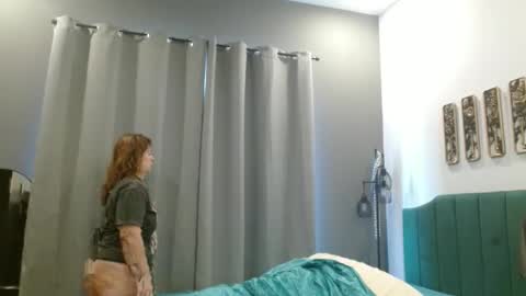 Hazel online show from 04.06.26