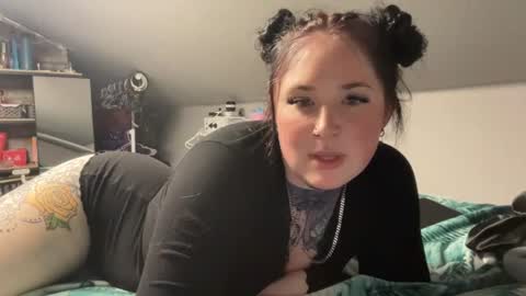 Snapshot of hazelgrace23 chatting on 07.01.26 Hazel Grace online show from 07.01.26