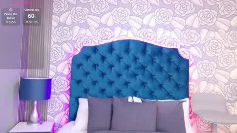 Snapshot of hazelmoret chatting on 02.10.26 HazelMoret online show from 02.10.26