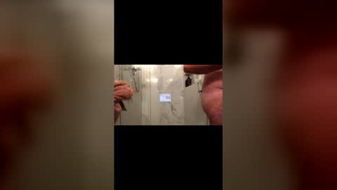 Snapshot of hb2283 chatting on 11.30.25 h babe online show from 11.30.25