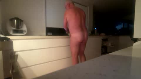 Snapshot of hb2283 chatting on 02.22.26 h babe online show from 02.22.26