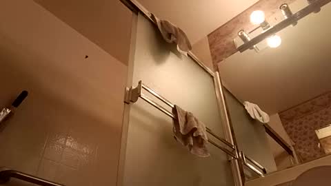 hbdj2164 online show from 01.24.25