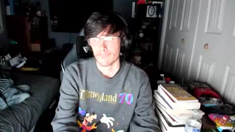 Snapshot of hblakley2000 chatting on 12.05.25 NuttySex online show from 12.05.25