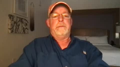 Hdeuce22 online show from 02.19.25