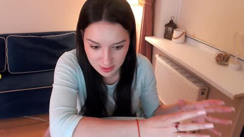 Heaven girl online show from 12.03.24