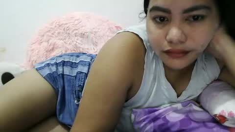 heavenlyeyes69 online show from 02.04.25